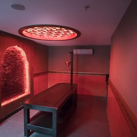 Hotel (adults Only) Side